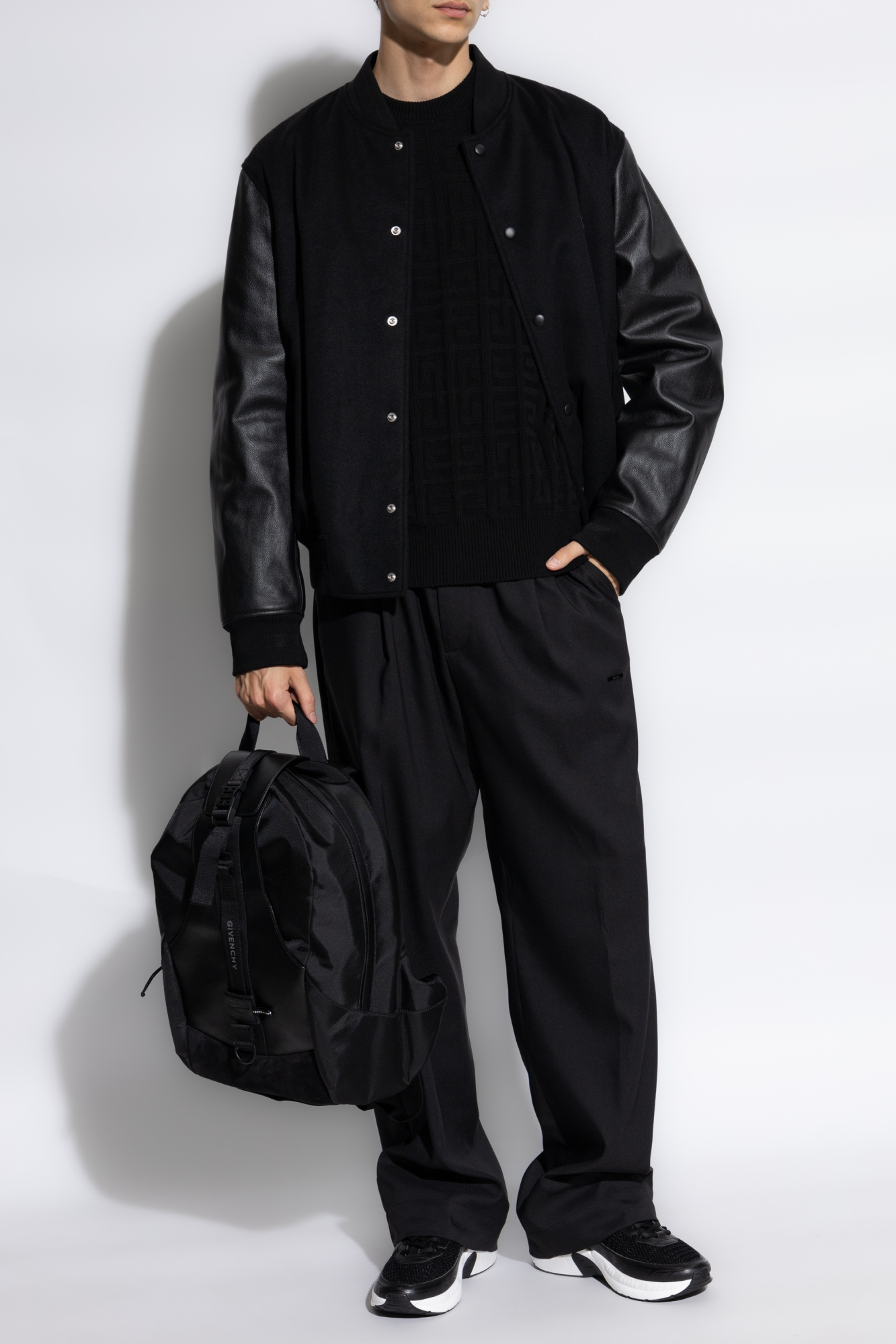GIVENCHY 燕尾服 ブラック 42 オシャレ ジャケット GIVENCHY 燕尾服 ブラック 42 オシャレ ジャケット